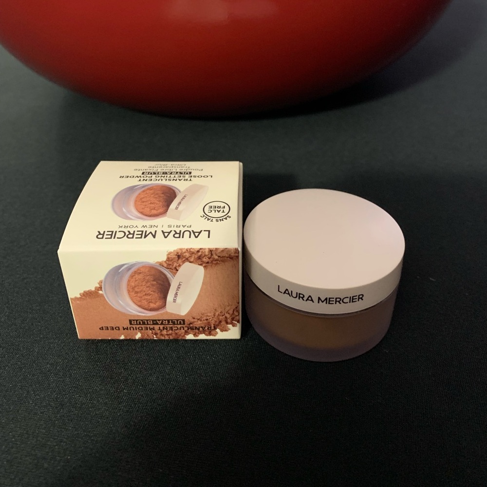 💚PreOwned Laura Mercier Ultra Blur Loose Setting Powder 💚